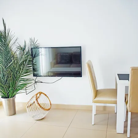 Urbanliving Fajardo Apartment Malaga